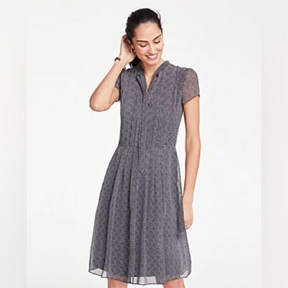 Ann Taylor Herringbone Tie Neck Dress in Black Size 14 NWT - Picture 1 of 8